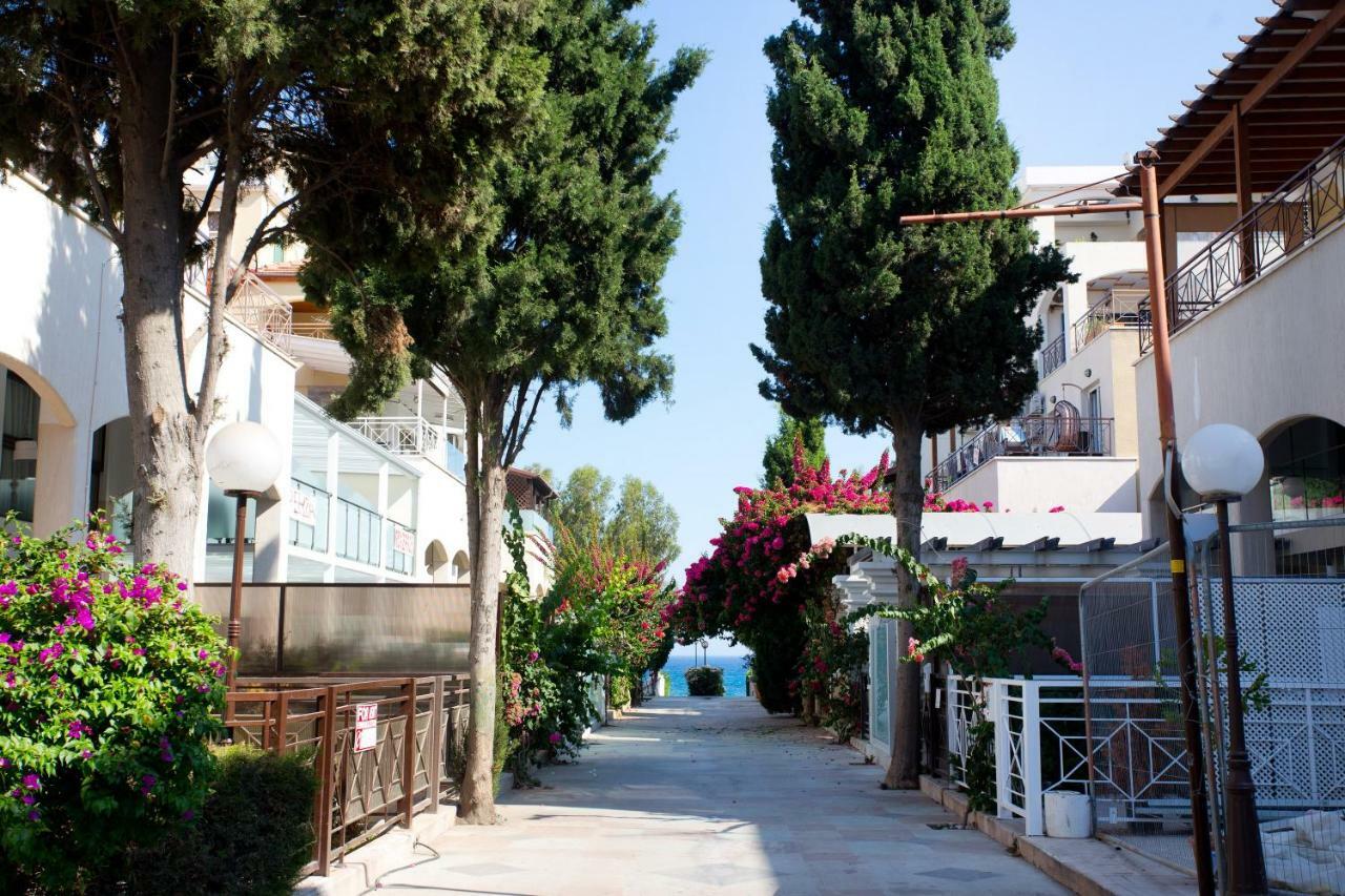 Galatex Beach Living By Trulycyprus Лімасол Екстер'єр фото